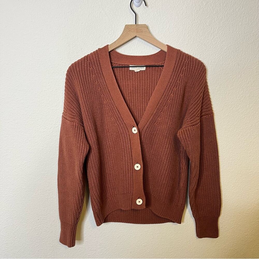 Women's V-Neck Button-Up Sweater - Rust